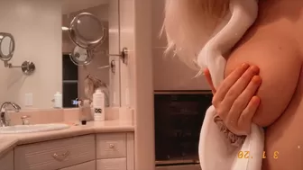 Zoie Burgher aka zoieburgher onlyfans Nude girlfriends caressed on the floor
