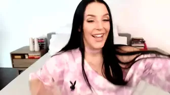 Angela White aka angelawhite onlyfans Chubby mare in honor of the holiday shows its bust