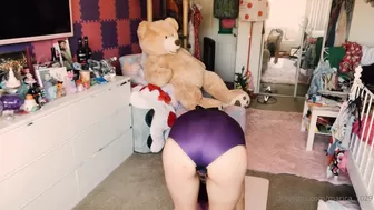 Maricahase onlyfans Babe plays with rubber dildo