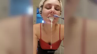 tootsiepoptoe onlyfans March-25-2022 performance
