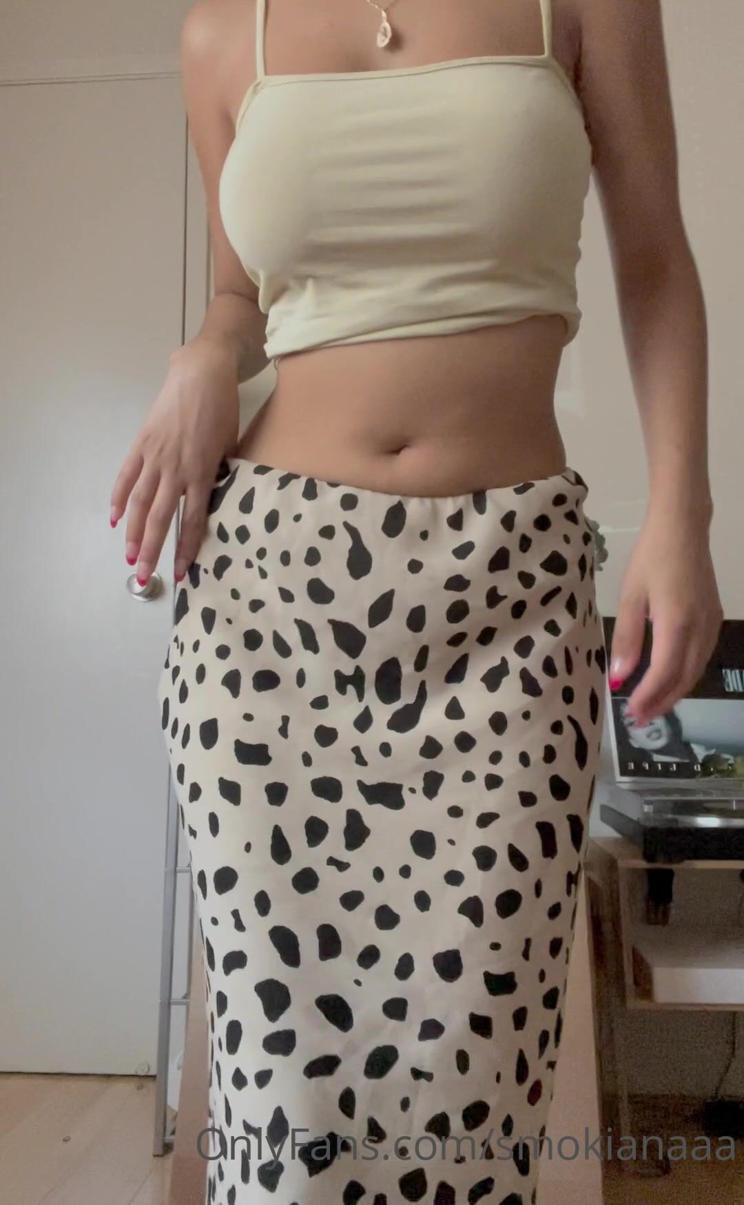 Watch Space aka smokianaaa onlyfans February-14-2022 performance