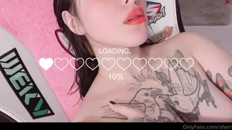 Sherry Shen aka sherryshen onlyfans Beautiful bitch enjoys cunnilingus
