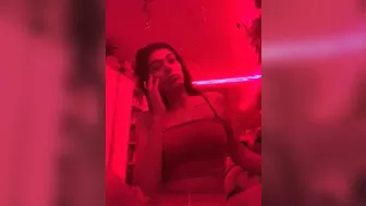 MimiGtff aka mellamanmimii aka mimi_gtf2 onlyfans Naughty girl plays with vibro massager