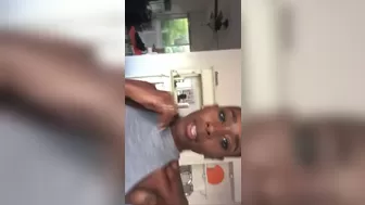 Bria Myles aka realbriamyles onlyfans  jerking pregnant