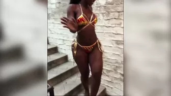 Bria Myles aka realbriamyles onlyfans Blonde plays with sex toy