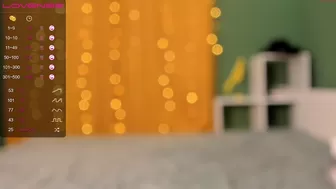 alice_davise chaturbate Brilliant bitch jerks both holes