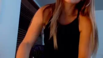 Kendall Tyler_Kendall Tyler Excellent skin in glasses sucks dildo