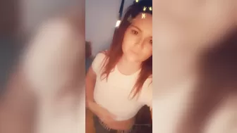littlemrsp onlyfans Amazing whore caresses shaved holes