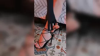 kattmodel onlyfans An imposing bitch puts her dildo in the vagina