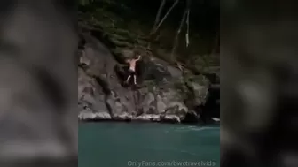 bwctravelvids onlyfans Gorgeous way demonstrates big tits