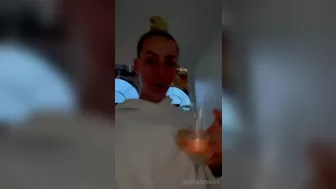 Jenna Lee aka jennaleexxx onlyfans Freaky confused twirls big ass