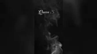 queensiyeon onlyfans Cute shlendra caresses the vagina with fingers
