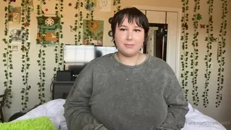 Summer aka melkteeth onlyfans Adorable bitch twirls elastic booty