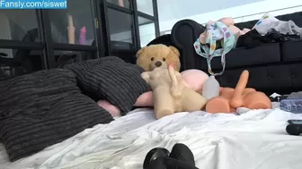 Siswet19 chaturbate Busty skin fucks pussy dildo