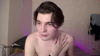 fflloowweerr chaturbate Shrew coquette caresses herself sex toy