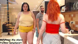 aly_alyce chaturbate Busty young lady caresses shaved cunt