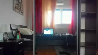 ayshapetite Sweet babe masturbates on the bed