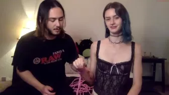 maudesworld chaturbate Shrews confused fucks her pussy with a phallus
