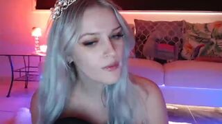 alicexmaia chaturbate Charming beeks - performs a striptease