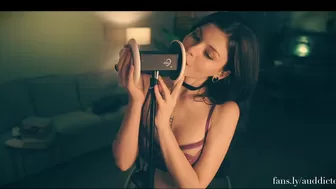 auddicted chaturbate  with a toy for adult ladies