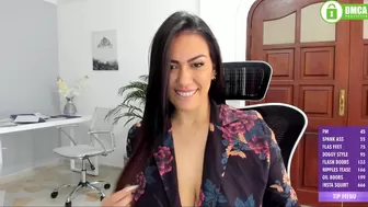 emilybrowm chaturbate slender babe jerks off through panties