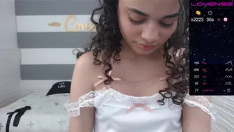 connie_brown chaturbate Stunning Curva dabbles with dildo
