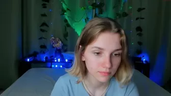 helenchristensen chaturbate Adorable babe gently squeezes pussy