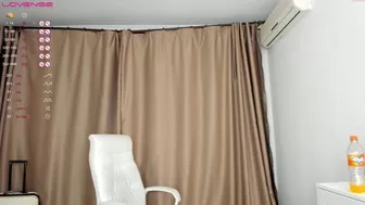 loko_chi chaturbate Exquisite passion rubs pussy