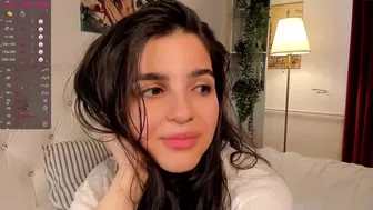 fashionladies chaturbate Sexy brown hair caresses shaved holes
