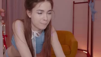 dakota_ossa chaturbate Blue-eyed cutie masturbates in private