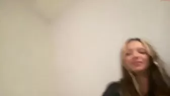 candyskys chaturbate Ardent Shlendra licks dildo