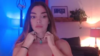 nikiskyler chaturbate Cute girl sucks penis