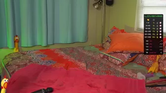 ginger_little chaturbate  dildo fucks herself and teases the clit with a vibrator