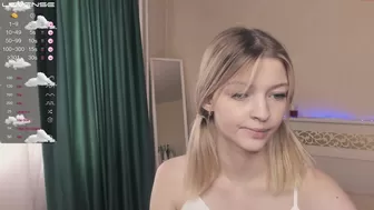 white__crystal_ chaturbate most recent record July-27-2022