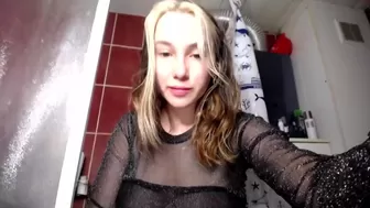 melnextd chaturbate Cute confused fucks shaved pussy