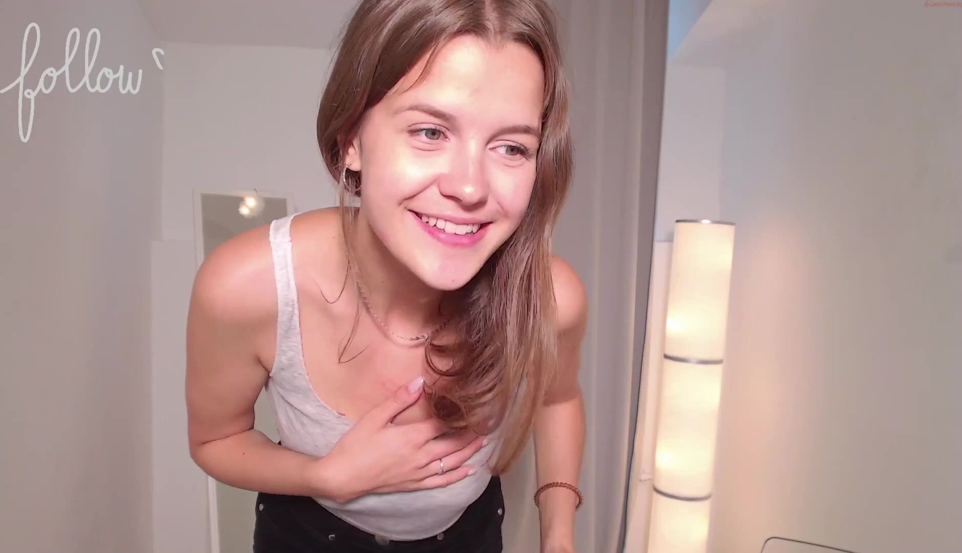 Watch Eli_sun chaturbate pissing a little leaning on the back of the chair  - masturbationgirl.com