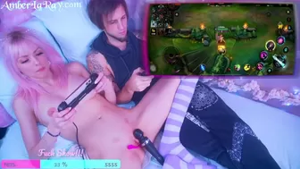 amberlaray Beautiful bitch shows shaved holes