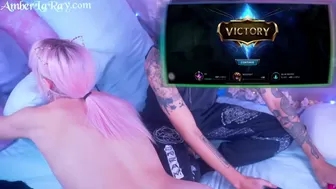amberlaray  juicy babe creases her tits