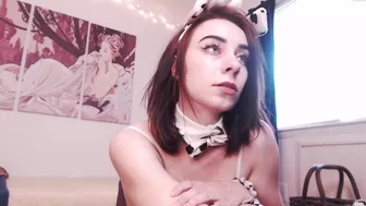 eeeveee Gorgeous busty pussy masturbates