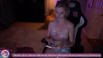 blazefyre Exciting bitch dancing in underwear