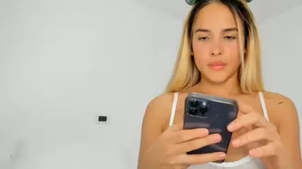 emiliana_cruz free cam videos June-3-2022