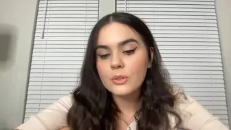 giaislovely Exquisite princess driving crazy curvaceous