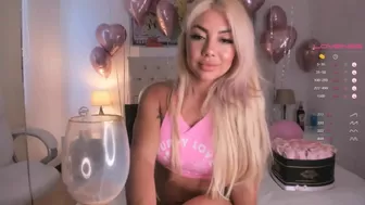 camillebday Crazy lady having fun with sex toys