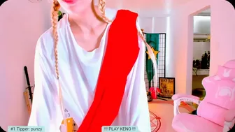agostinha_red Blissful doll chatting in fries