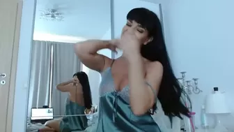 aly_ravennx webcam show form May-13-2022 year