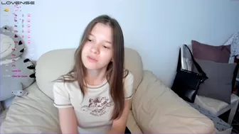 joanbenne chaturbate Business bitch masturbates shaved pussy