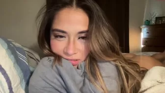 paigeanne1 chaturbate Overall Handjob