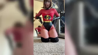 oliviamaebaee onlyfans spicy chick gently pulls pussy