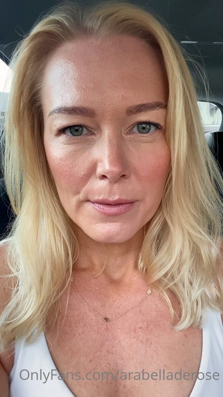 Watch Arabella De Rose aka Hotwife aka arabelladerose onlyfans charming finger jerking off