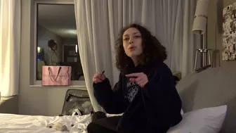 Zoe aka canbebought onlyfans april-28-2022